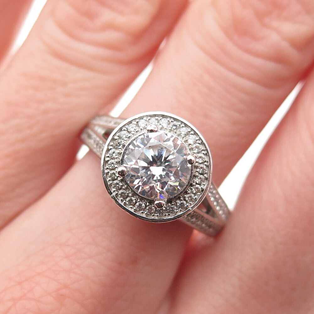 925 Sterling Silver Round-Cut C Z Engagement Ring Size 8
